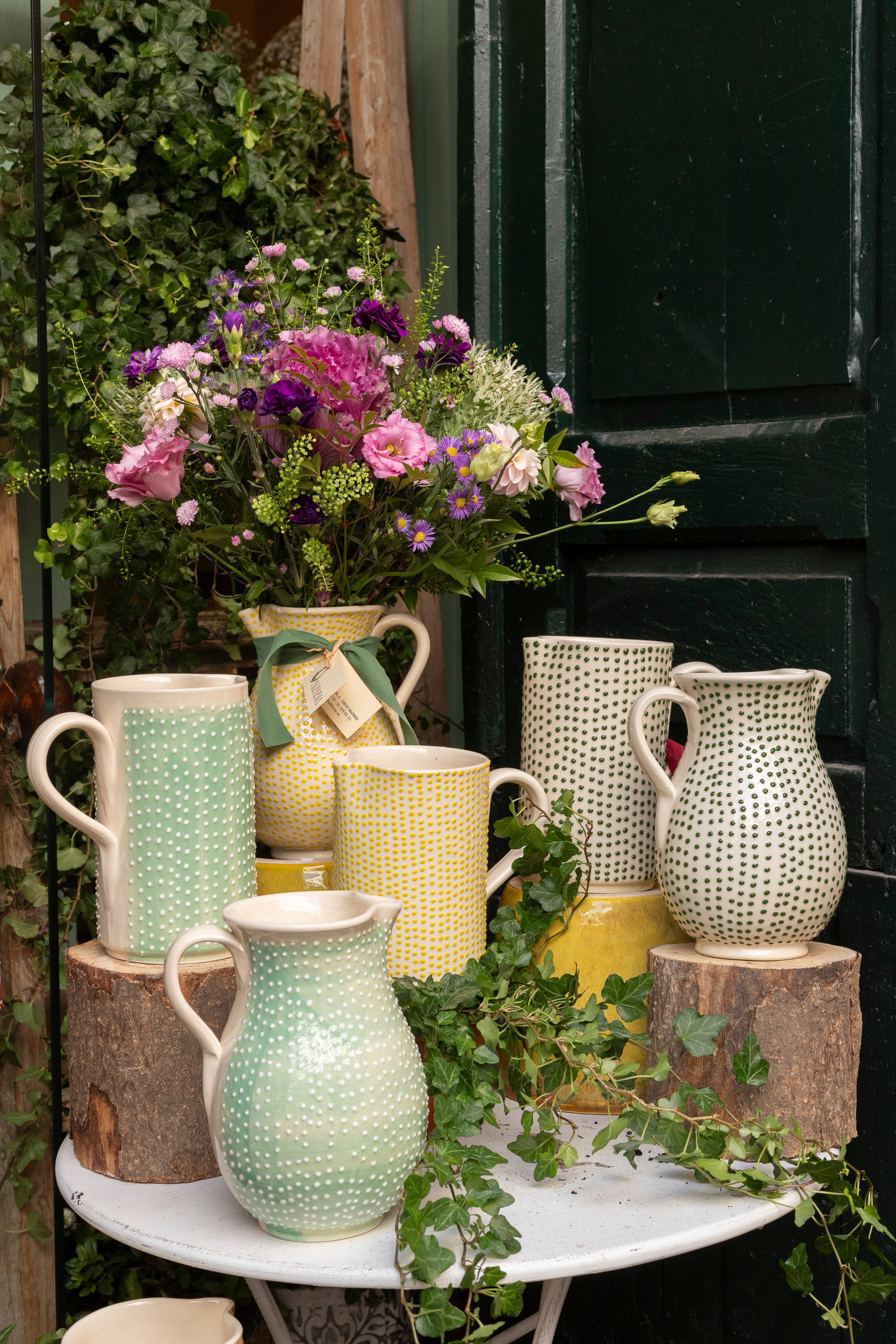 Jarras variadas sin flor