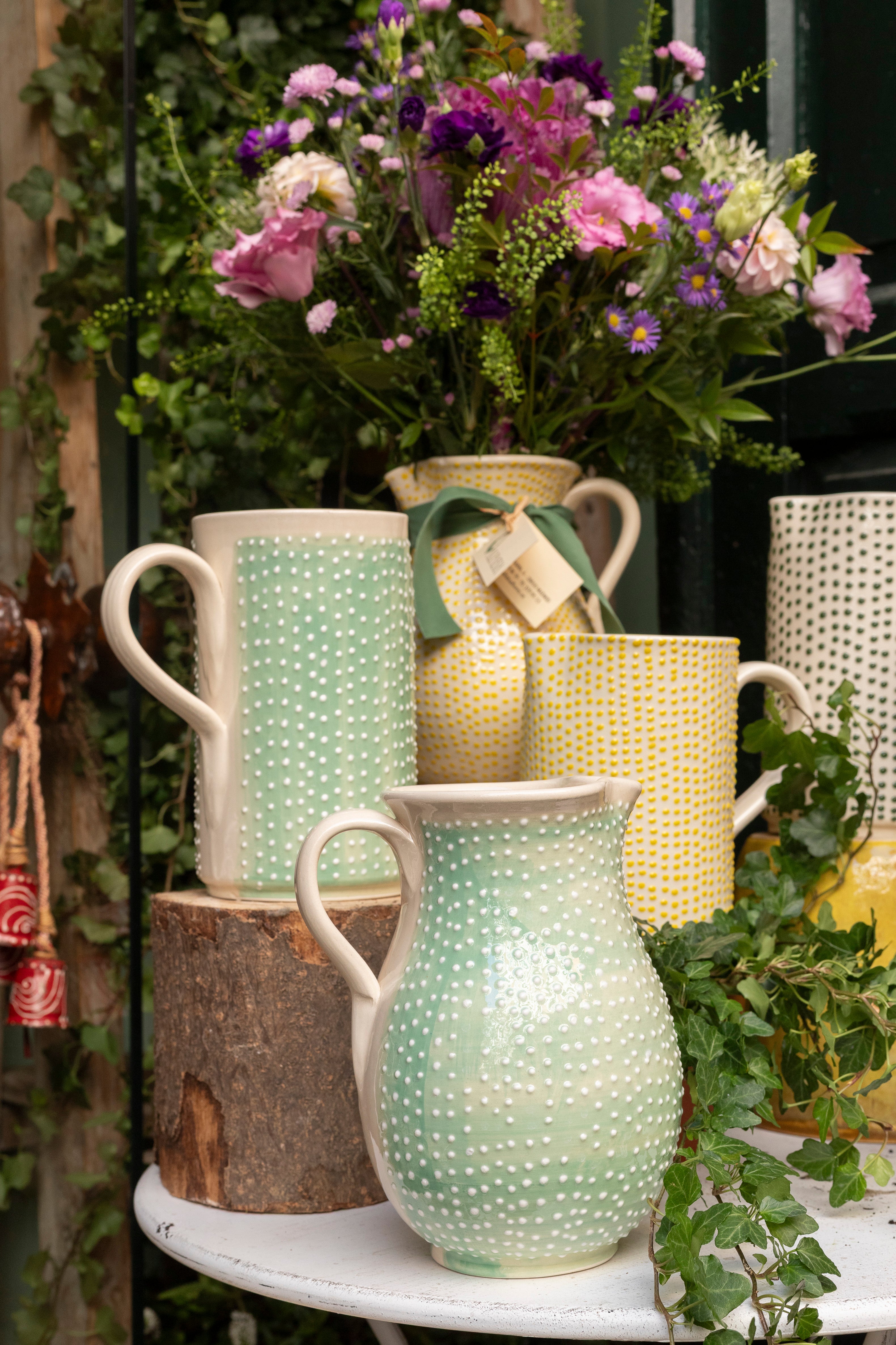 Jarras variadas sin flor