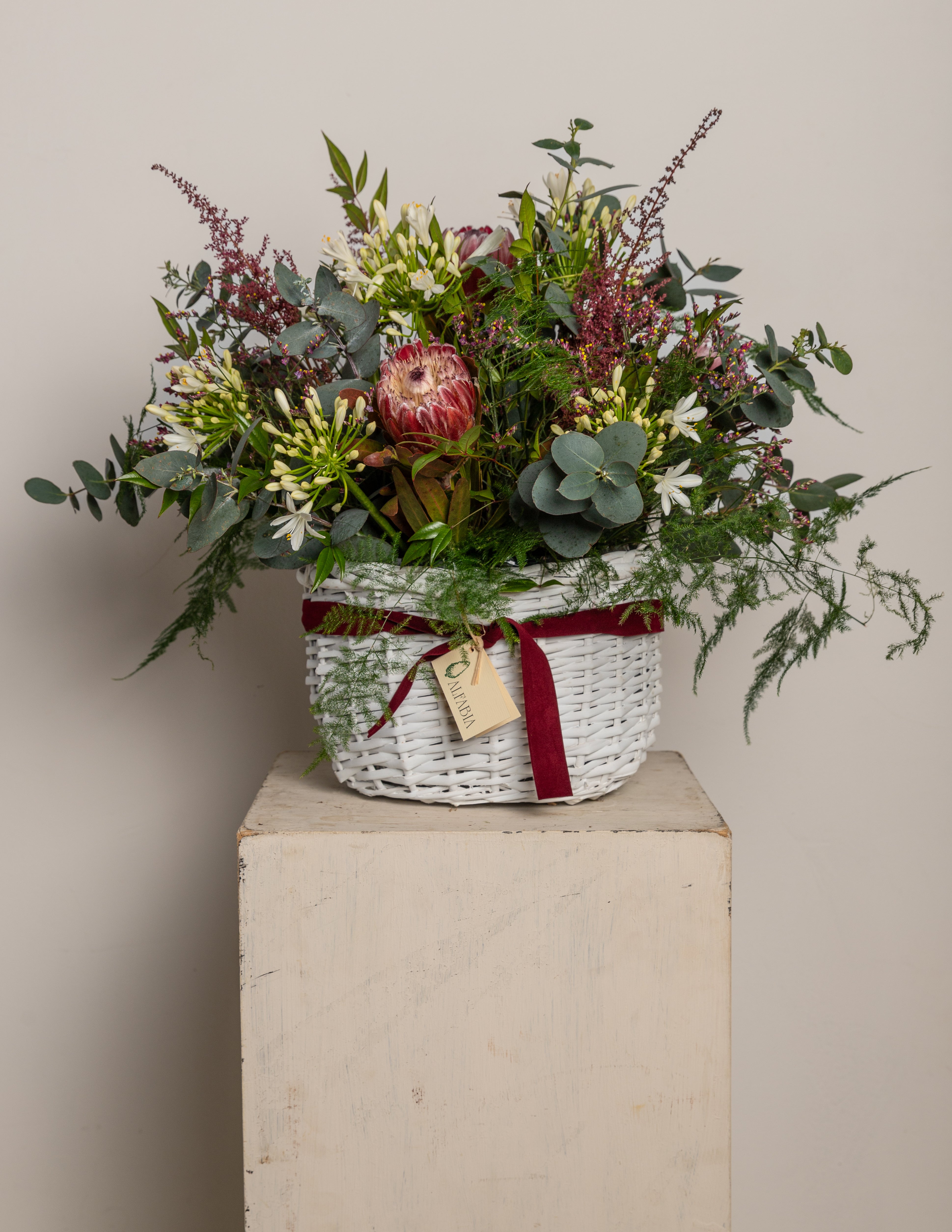 Cesta de flores silvestres