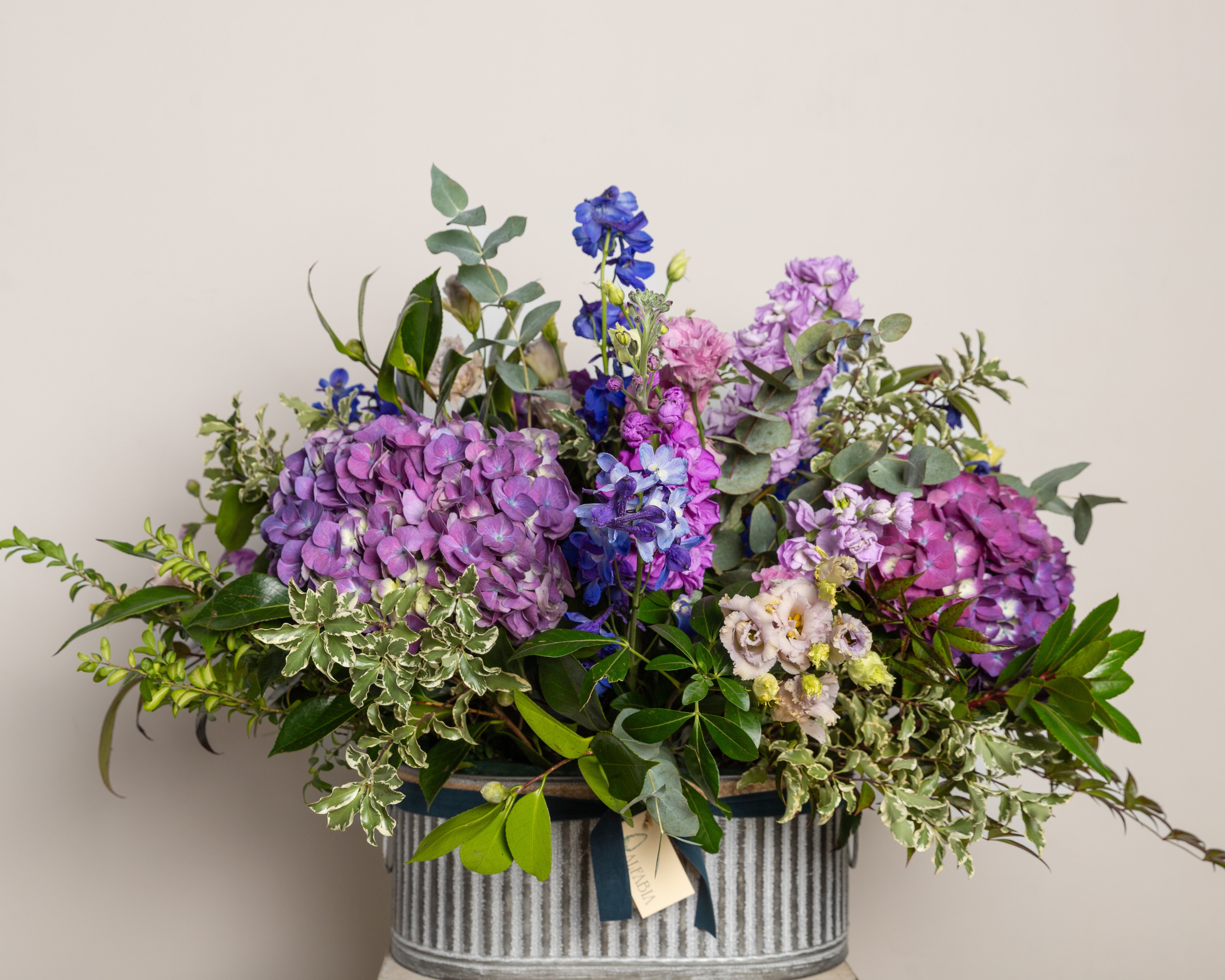 Arreglo floral en zinc
