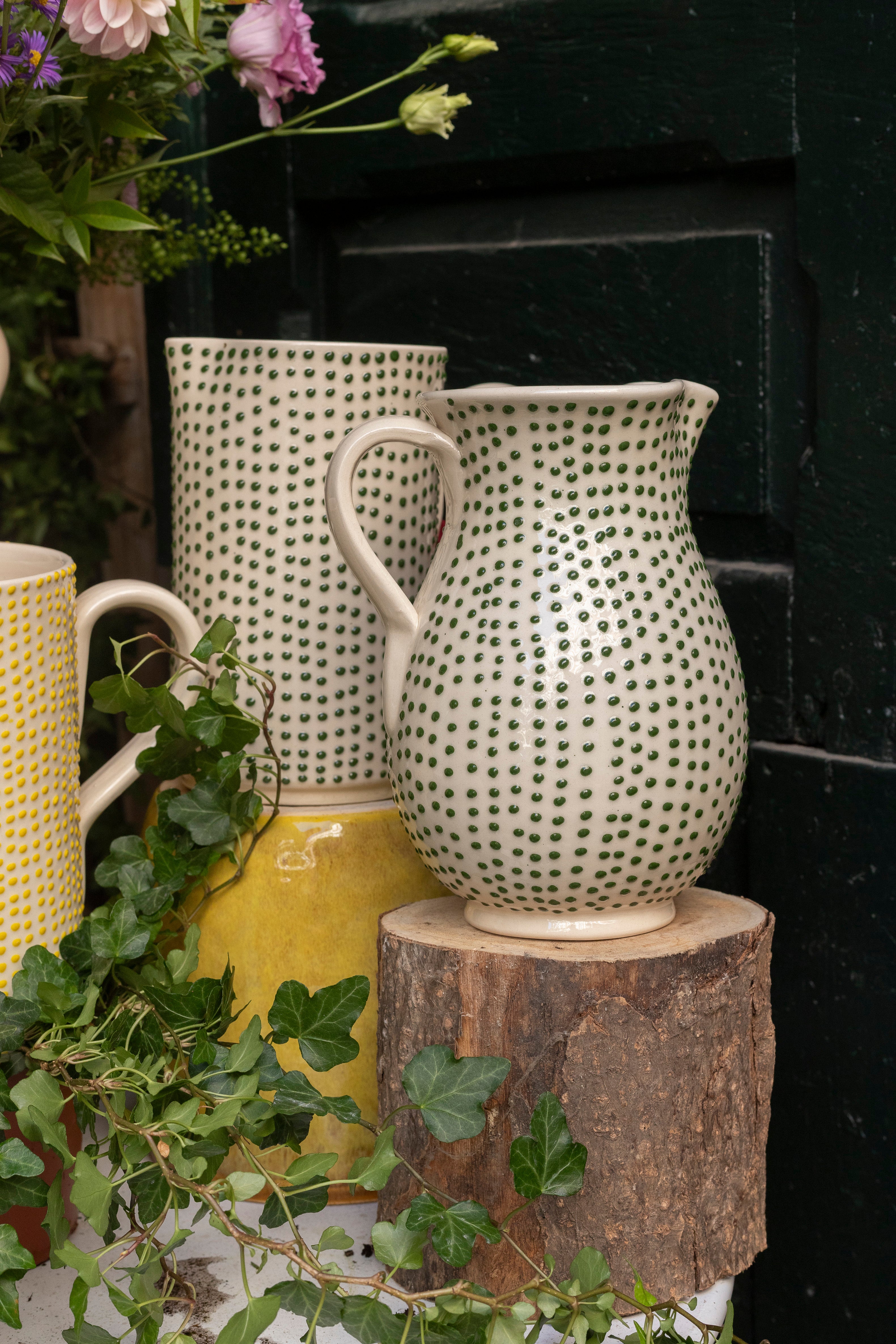 Jarras variadas sin flor