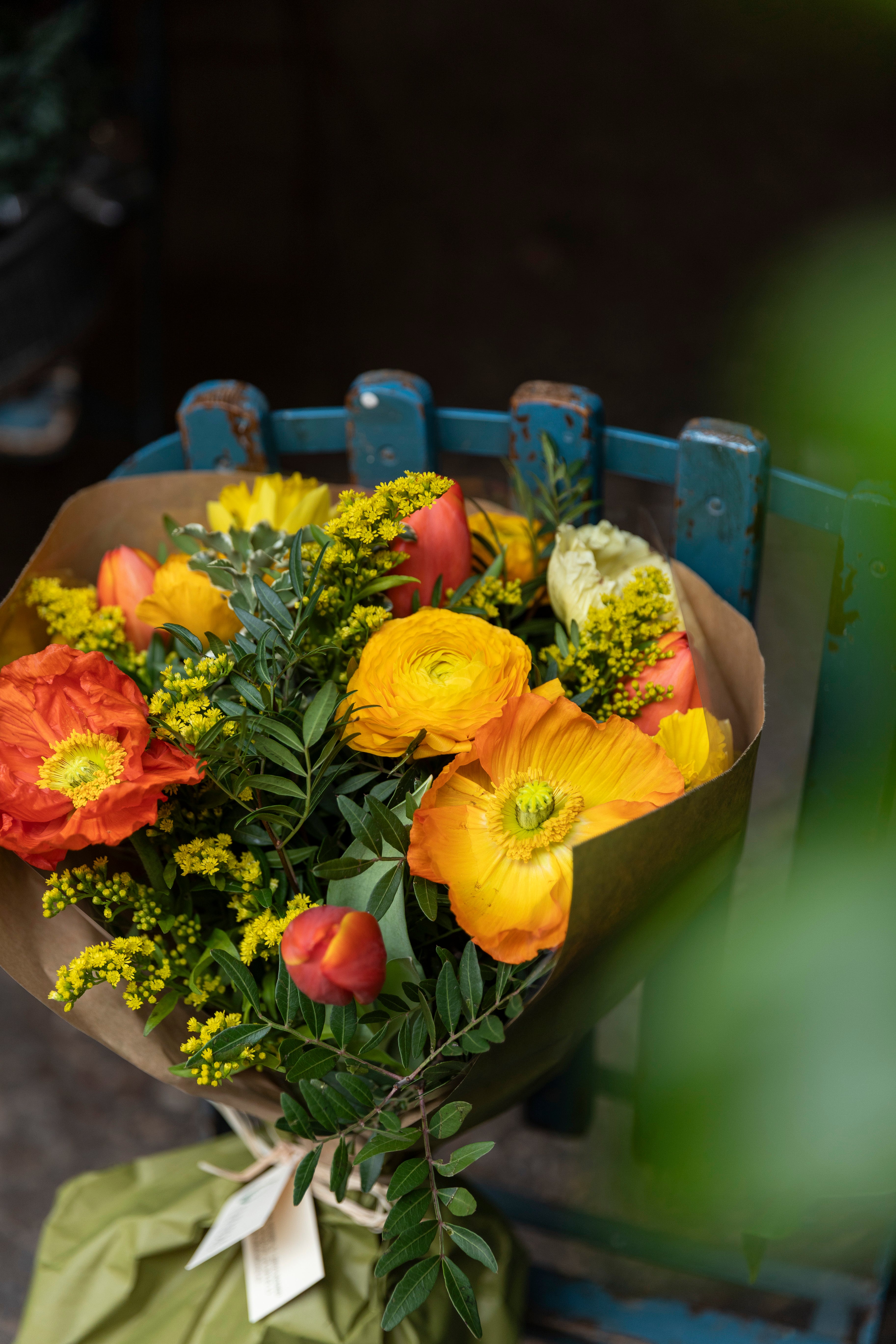 Ramo pequeño de flores de temporada