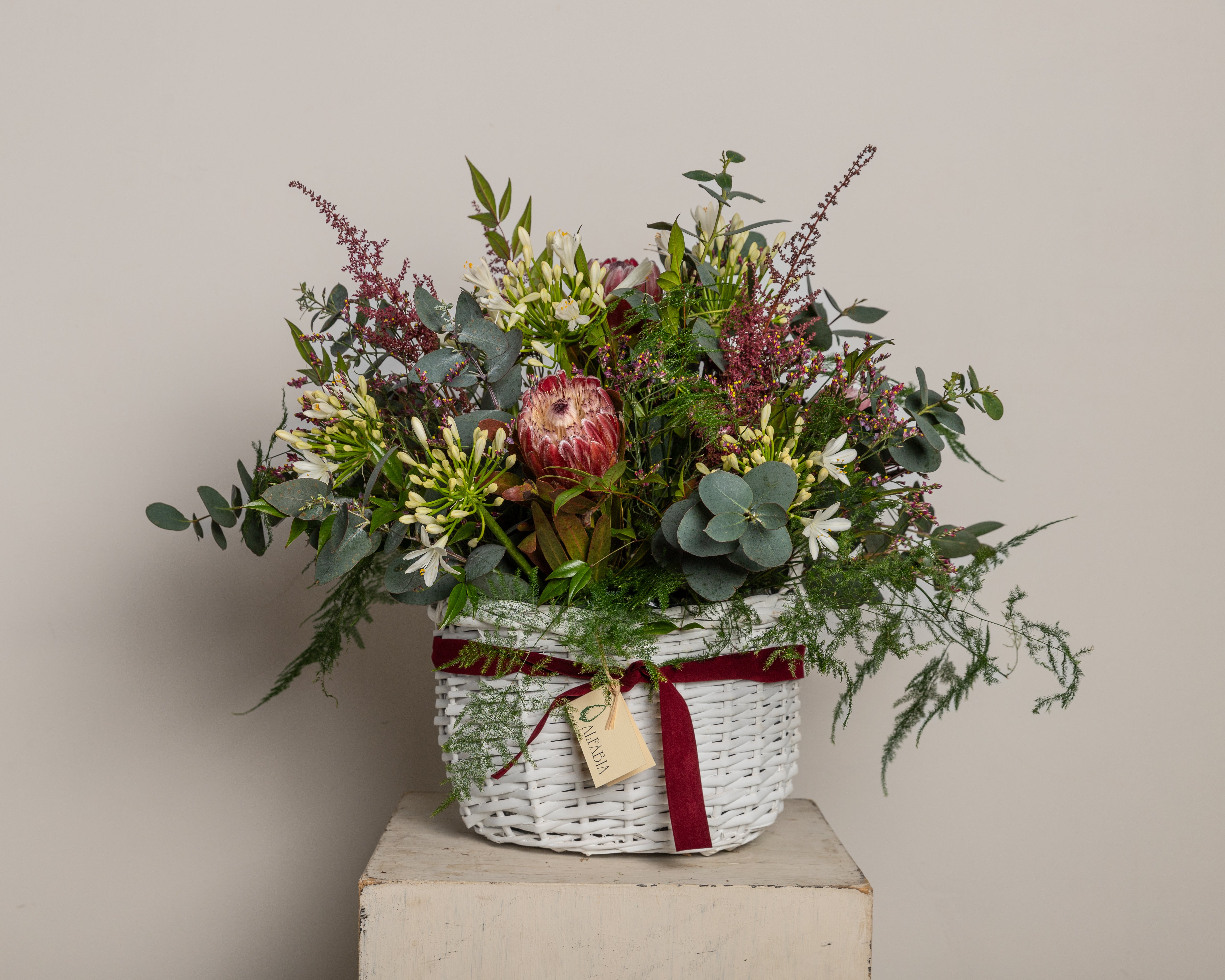 Cesta de flores silvestres