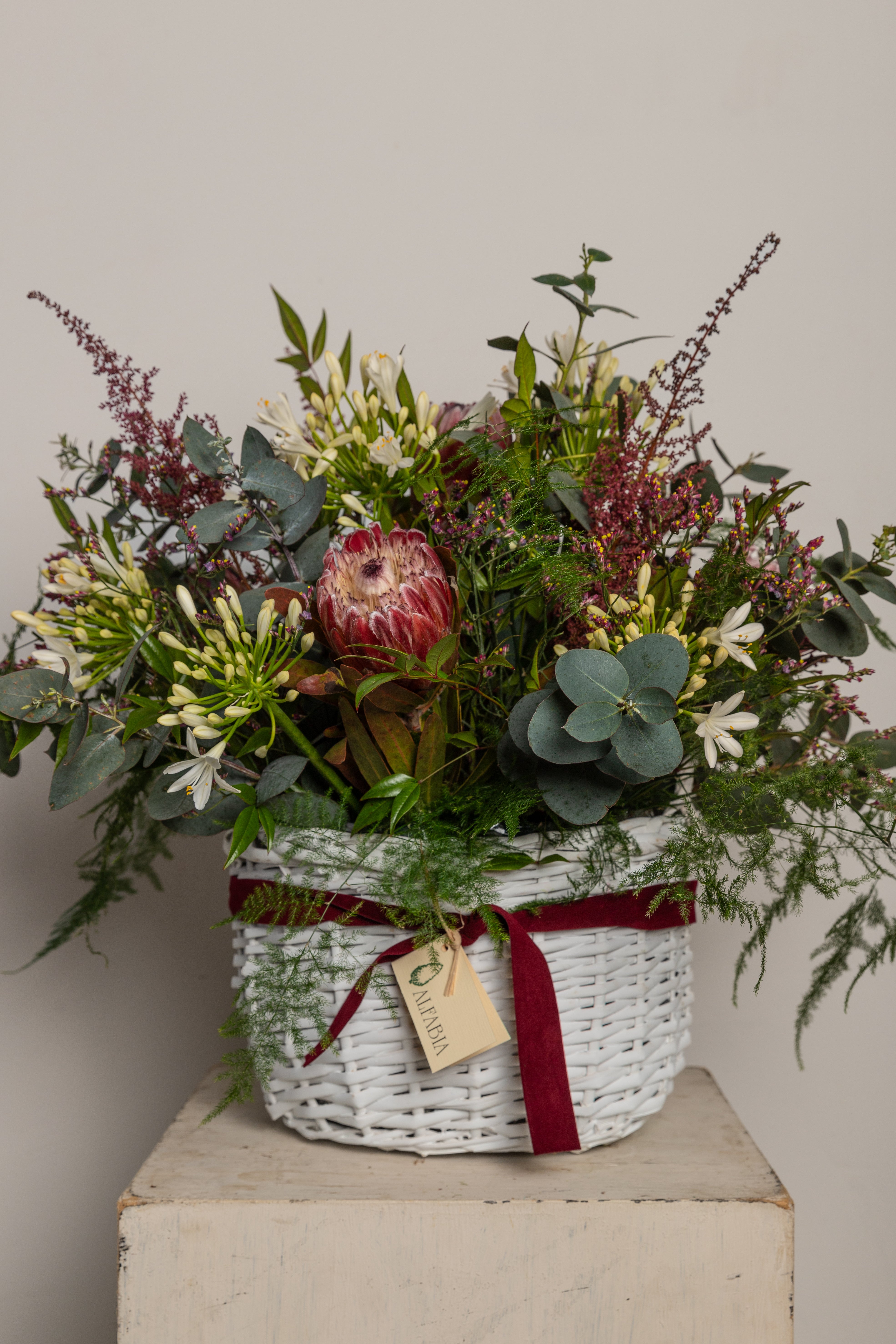 Cesta de flores silvestres