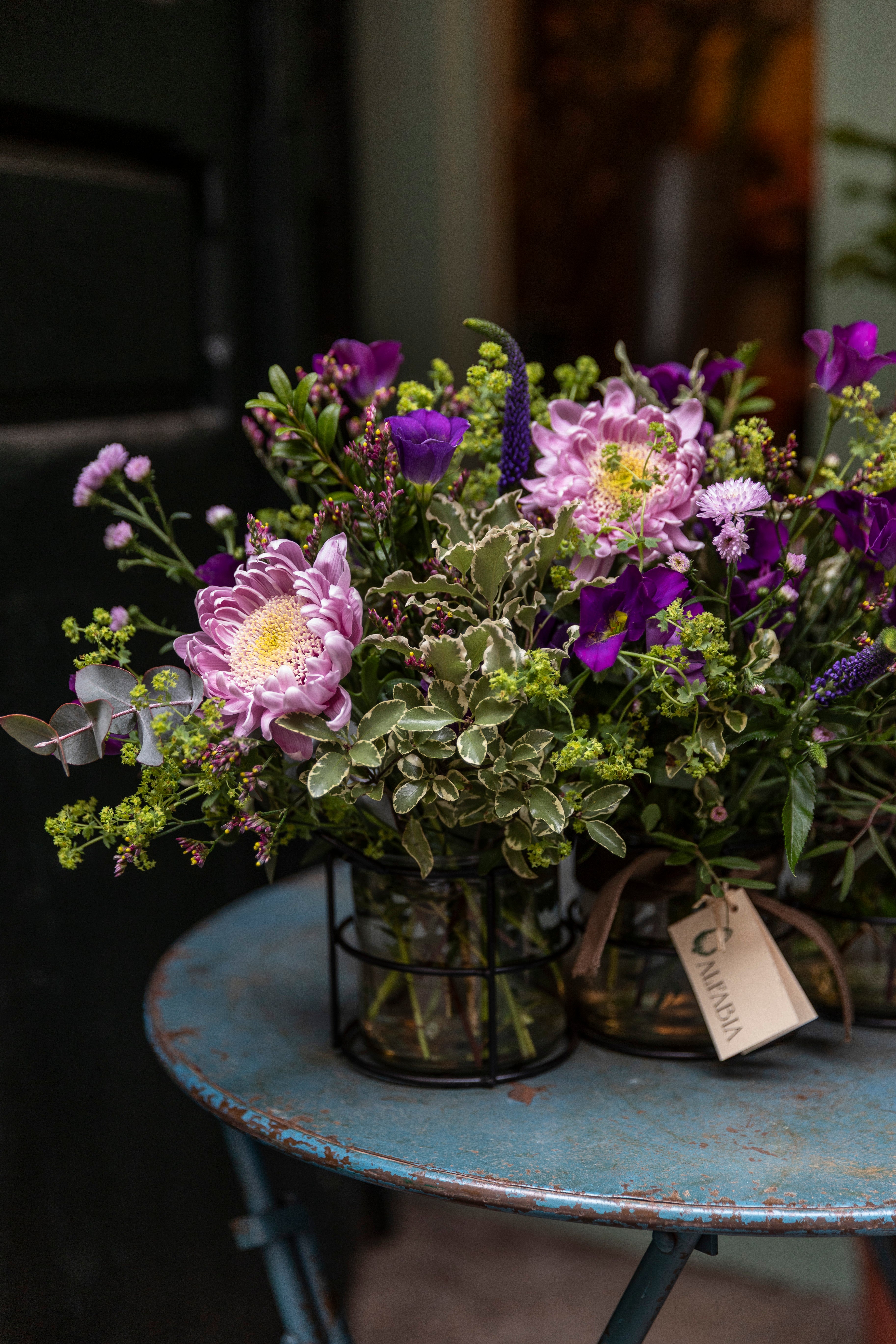 Trío de jarroncito en tonos malvas y morados